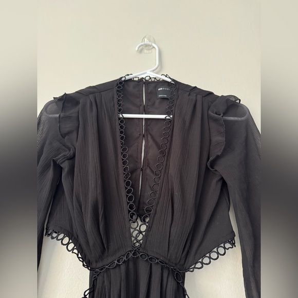 ASOS DESIGN mini dress with long sleeve and circle trim Sz 0 - Picture 8 of 12